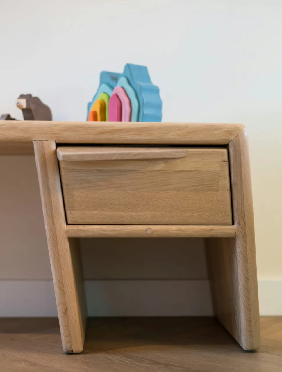 Furnitique - Custom Made Volmassief Eikenhouten Speeltafel + Wandmeubel