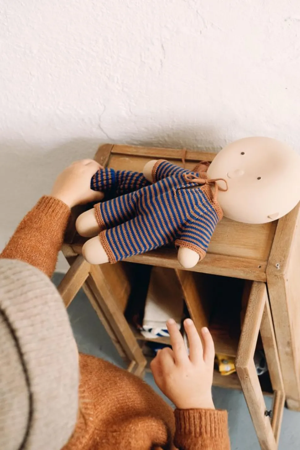 Gommu Poppenkleertjes 'Look 9'