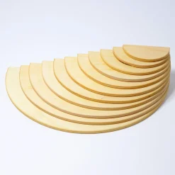 Grimm's Halve Cirkels, Naturel