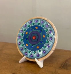 Speelbelovend Houten Standaard, Klein